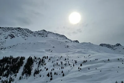 Budget FeWo D`Rock Arosa - nightlife lodge - ...