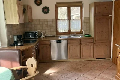 Geräumiges Ferienhaus mit Bergblick auf drei ...