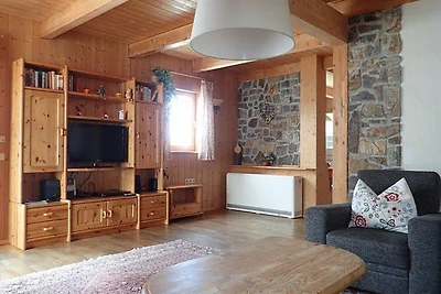 Freundliches Holzhaus mit zwei Schlafzimmern...