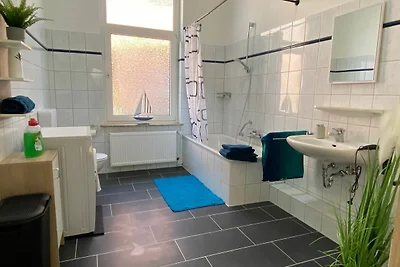 118qm - Altbauwohnung - Mit Flussblick -...