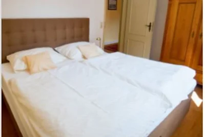 Apartment 21