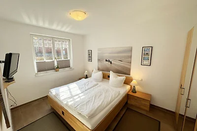 Wohnung 02 mit Kamin & Terrasse