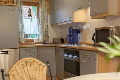 HAS-29 - Gut ausgestattetes Holz-Ferienhaus...