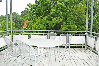 12 schöne 3-Raum-Ferienwohnung mit Balkon