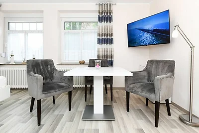 Apartment 15