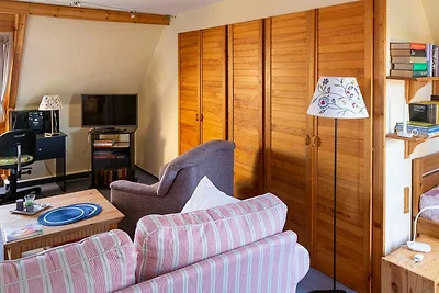 Ferienwohnung Dachgeschoss im Wohnhaus **