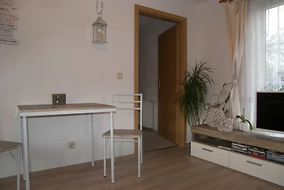 Bungalow mit Garten, Terrasse und Grill