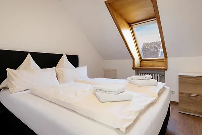 Wohnung Dach zur Inselseite mit Balkon