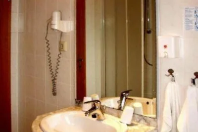 Hotel cultural and sightseeing holiday Loddin
