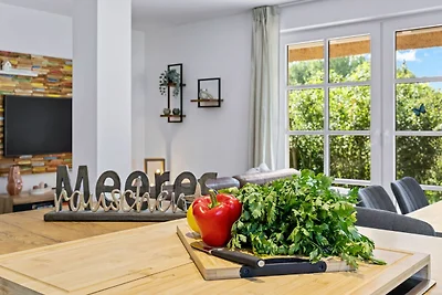 Reet-Haus XL mit 4 Schlafzimmern, Kamin und...