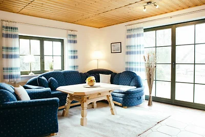 Ferienhaus unterm Reetdach in Woorke