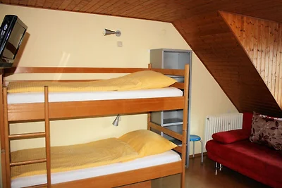Kategorie B: 2-Raumwohnung für 4 Personen