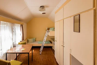 Schlafwagon mit zwei Einzelbetten -603