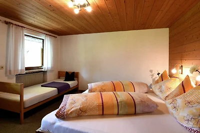 Ferienwohnung 2 mit Terrasse