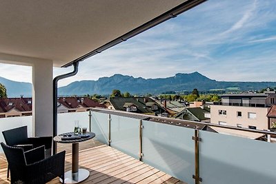 Panoramazimmer mit Terrasse