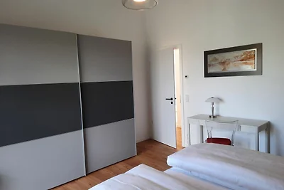 FW1 100 m² Balkon