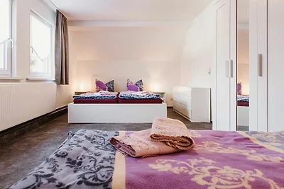 FW 1 mit 2 Schlafzimmern & Balkon