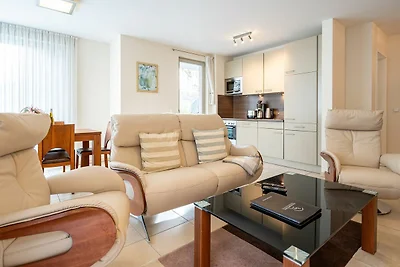 Villa Estrelia, App. 2