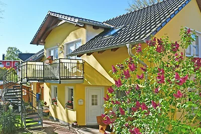 ***Ferienwohnung Lee mit Balkon*** / Fam.