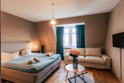 *Big Rooftop* 3-Zimmer-Apartment mit Wohnküch...