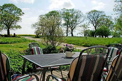 Ferienhaus Sonnenwinkel unterm Reetdach mit S...