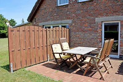 Ferienhaus Augustin mit Reetdach im Ostseebad...