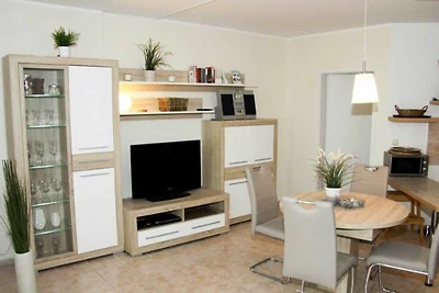 (182) 3- Raum- Appartement-Cubanzestrasse 28