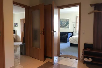 70 m ² zum Wohlfühlen mit Sauna & Fernsicht