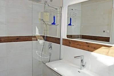 grosses Baaber Ferienhaus mit Sauna und Kamin