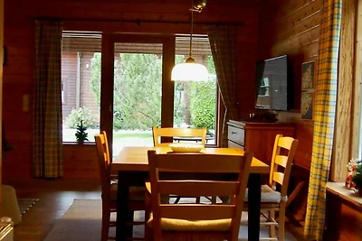 HAS-50 - Holzferienhaus mit überdachter...