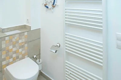 Fewo Boddenblick | Terrasse mit Wasserblick |...