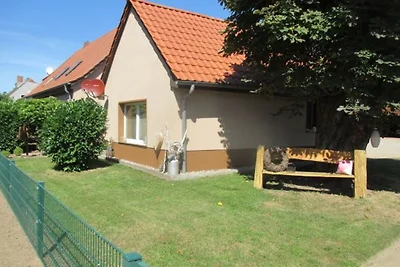 Müritzurlaub an der Kastanie in Sembzin