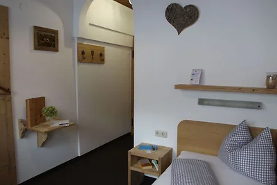 Budget Zimmer Litnis