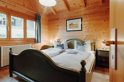 STA-11 - Gemütliches Holzblockhaus mit überda...