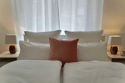 SO1 MEEResleuchten (EG links)