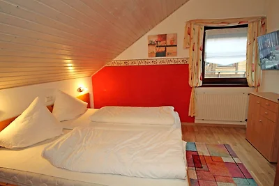 OFI-111 - Ferienhaus in Südlage mit Bergblick...