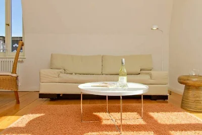Villa Artemis, 11 Korinth
