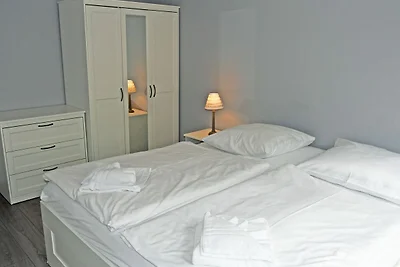 18 schöne 3-Raum-Ferienwohnung mit Seeblick u...