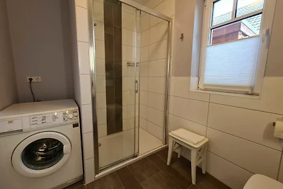 A12: 3-Raum-Ferienhaus (90m²; max. 5 Pers.)