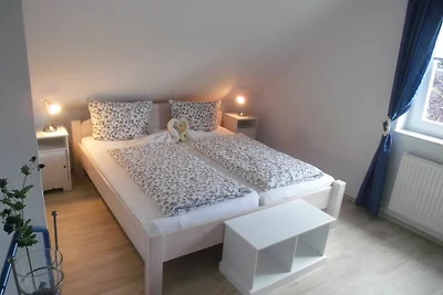 VO 5; 3-Raum; 1.OG; Balkon; 58m²