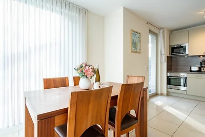 Villa Estrelia, App. 2