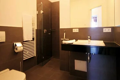 Moderne Ferienwohnung mit 2 Schlafzimmern, 2 ...