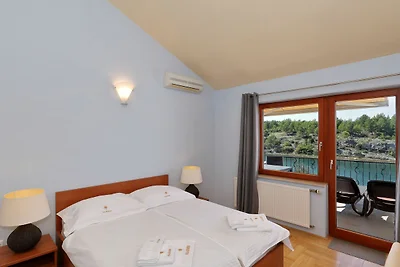 Appartamento Vacanza con famiglia Biograd na Moru