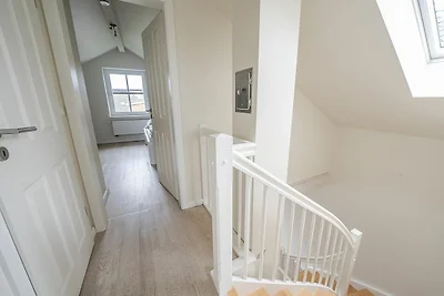 DAG-930 - Grosszügiges Reihenhaus mit Sauna...