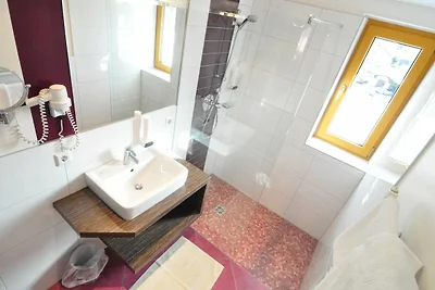 Doppelzimmer Typ B, ca. 23-27 m2