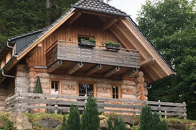 für 1-8 Personen, Naturstamm-Chalets mit...