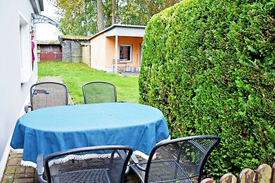 Ferienhaus Birgit mit Terrasse im Grünen