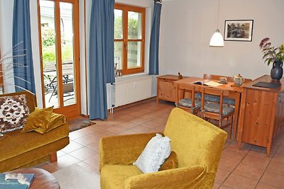 02 Ferienwohnung mit Gartenterrasse