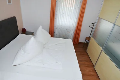 Lauritz-Massmann-Str.26, Etage1, Whg. 1
