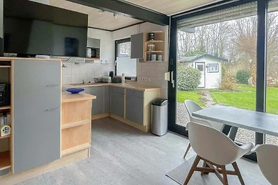 Haus hinter dem Deich